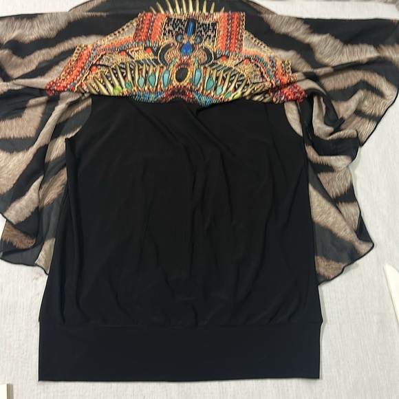 Colorful Patterned Women's Top - Picture 6 of 6